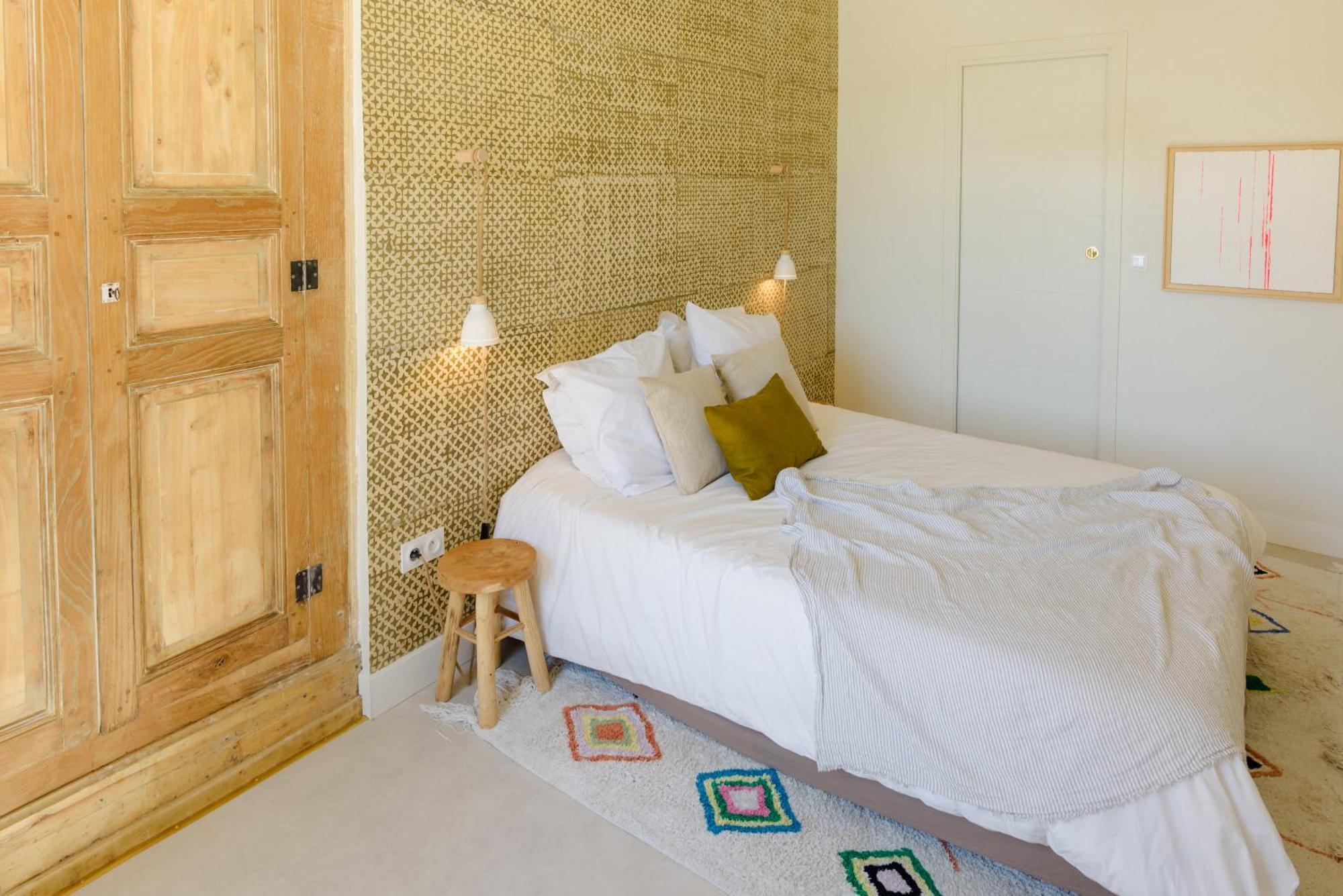 Aux Couleurs De Neuvy Hotel Екстериор снимка